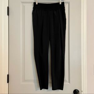 Athleta Jogger/Pant in Black size 0